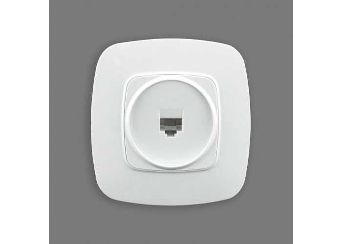 Розетка комп'ютерна біла ELA